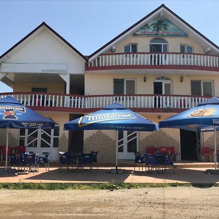 Motel California Martinesti  Экстерьер фото